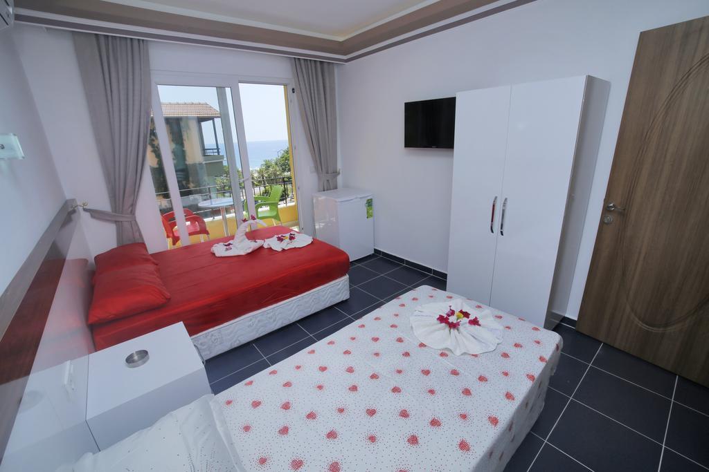 Ustun Apart Pansiyon Alanya Rom bilde