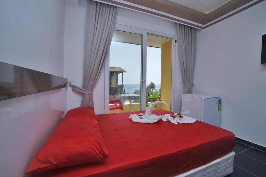 Ustun Apart Pansiyon Alanya Rom bilde